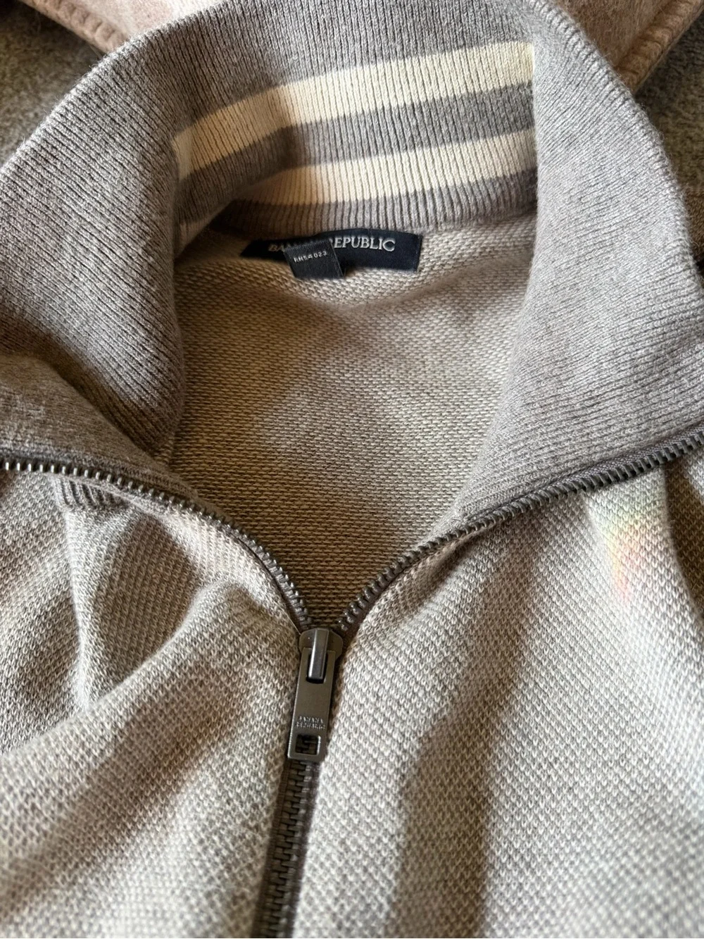 Banana Republic Men's Zip-Up Sweater Jacket in Taupe Brown